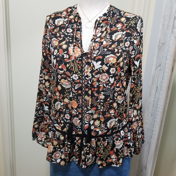 a.n.a. Black Folk Floral Print Peplum Hem Blouse - Picture 2 of 7